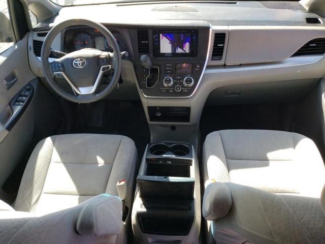 2015 Toyota Sienna LE