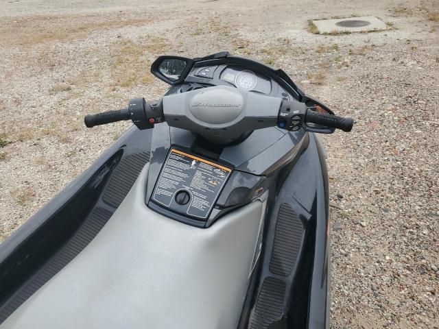 2009 Yamaha Waverunner