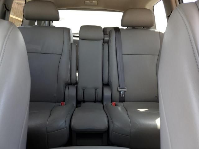 2013 Toyota Highlander Base