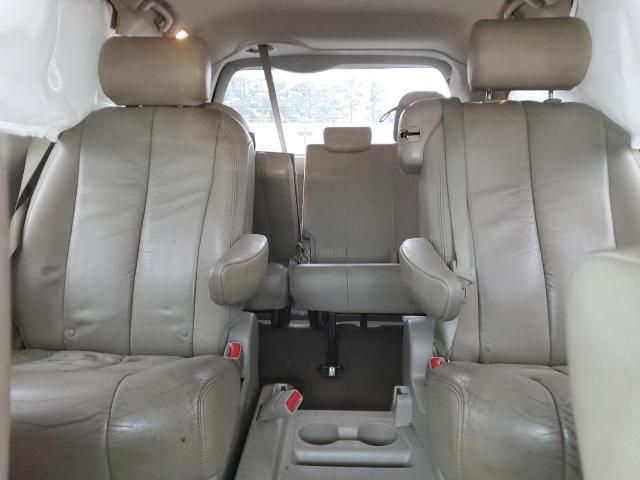 2012 Toyota Sienna XLE