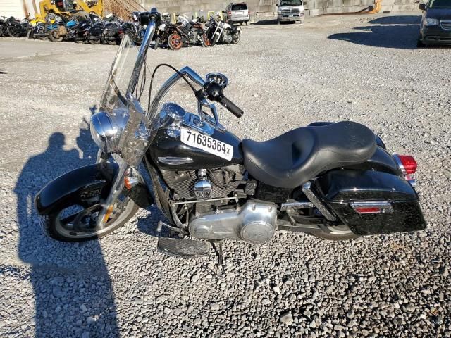 2012 Harley-Davidson FLD Switchback