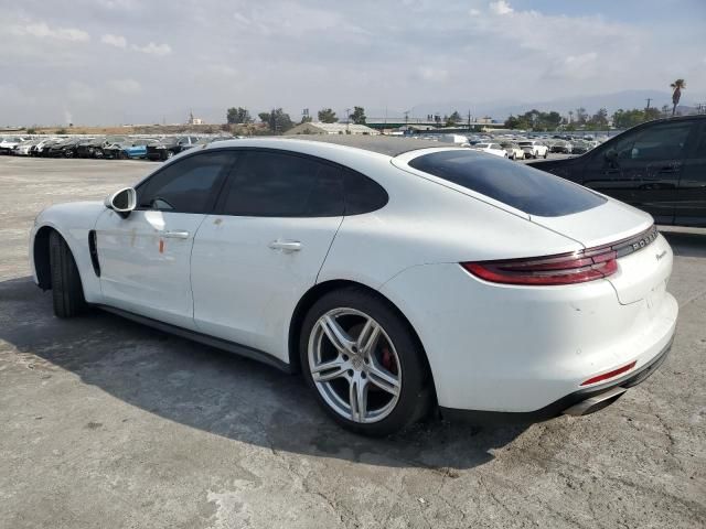 2017 Porsche Panamera 2