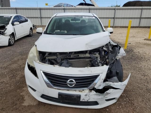 2013 Nissan Versa S