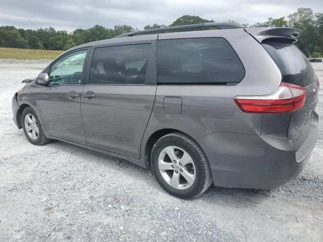 2015 Toyota Sienna LE