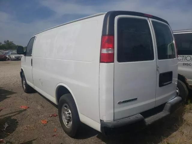 2020 Chevrolet Express G2500