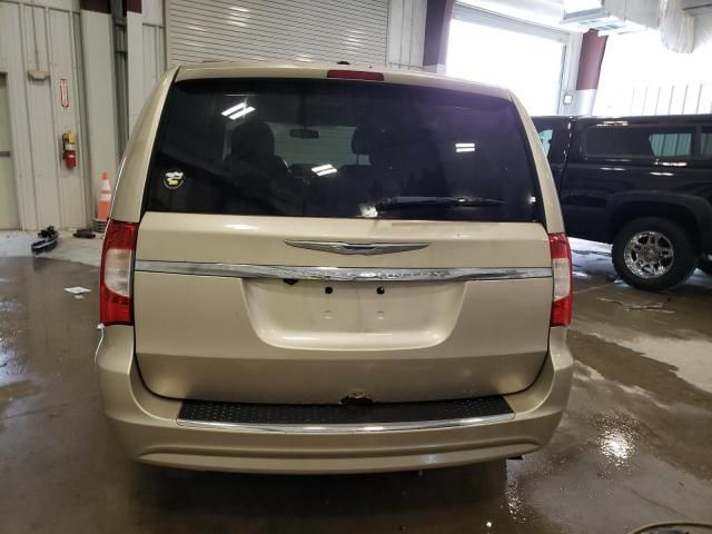 2012 Chrysler Town & Country Touring