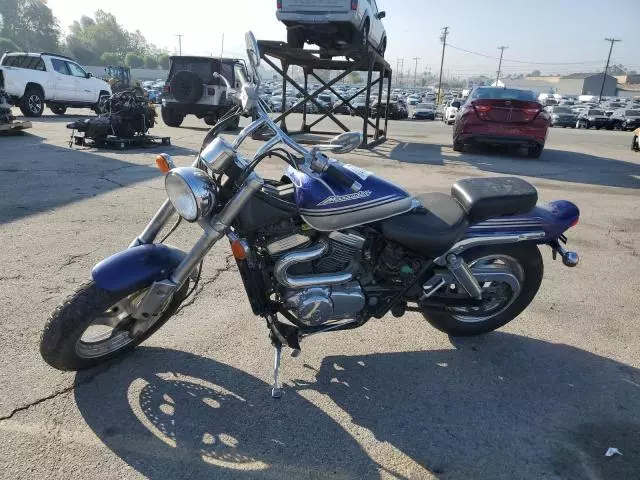 2002 Suzuki VZ800