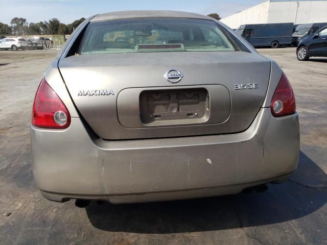 2004 Nissan Maxima SE