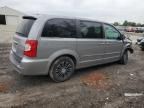 2014 Chrysler Town & Country S