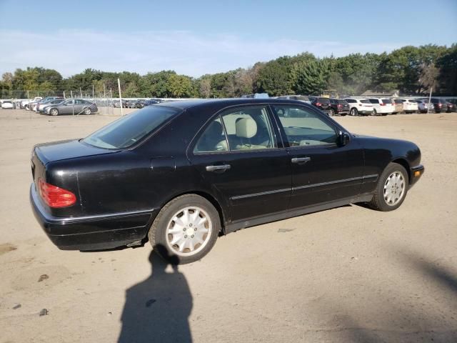 1999 Mercedes-Benz E 320