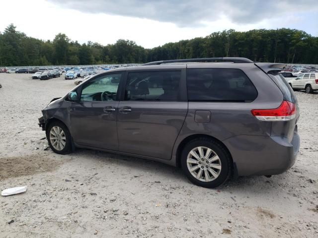 2014 Toyota Sienna XLE