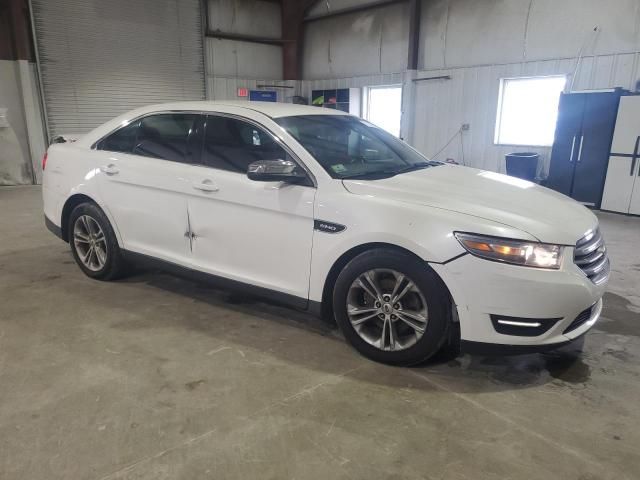 2014 Ford Taurus SEL