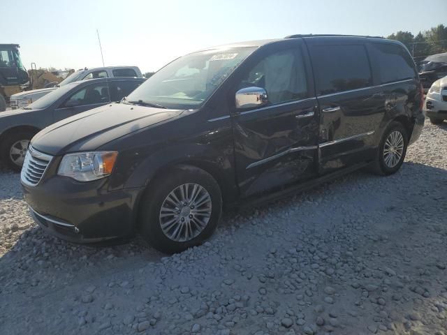 2013 Chrysler Town & Country Touring L