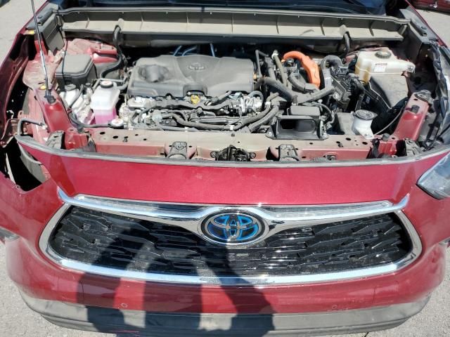 2022 Toyota Highlander Hybrid Limited