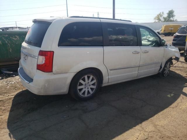 2011 Chrysler Town & Country Touring L