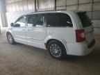 2014 Chrysler Town & Country Touring L