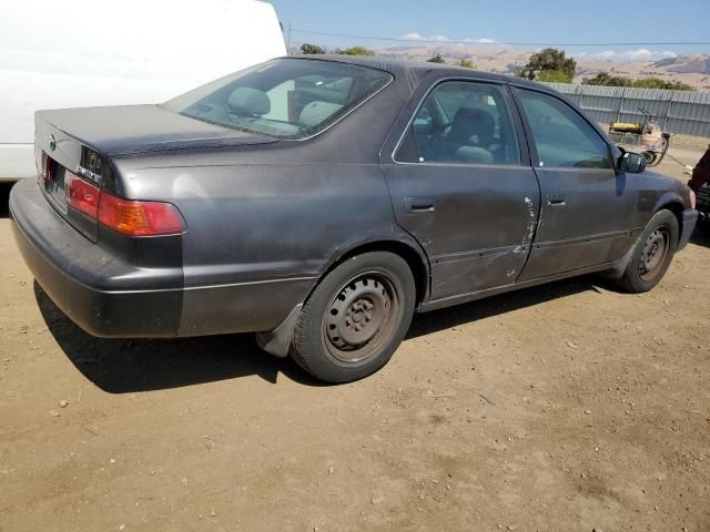 2000 Toyota Camry LE