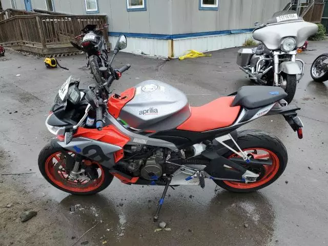 2021 Aprilia Tuono 660