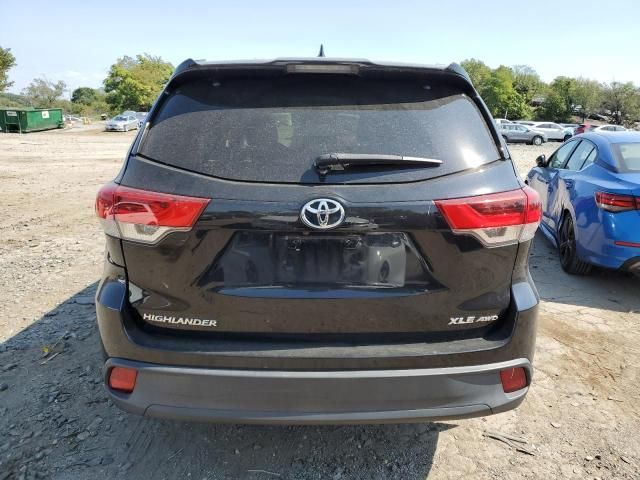 2017 Toyota Highlander SE