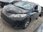 2016 Toyota Sienna XLE