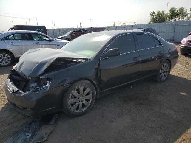 2005 Toyota Avalon XL