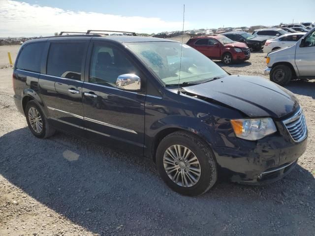 2014 Chrysler Town & Country Touring L