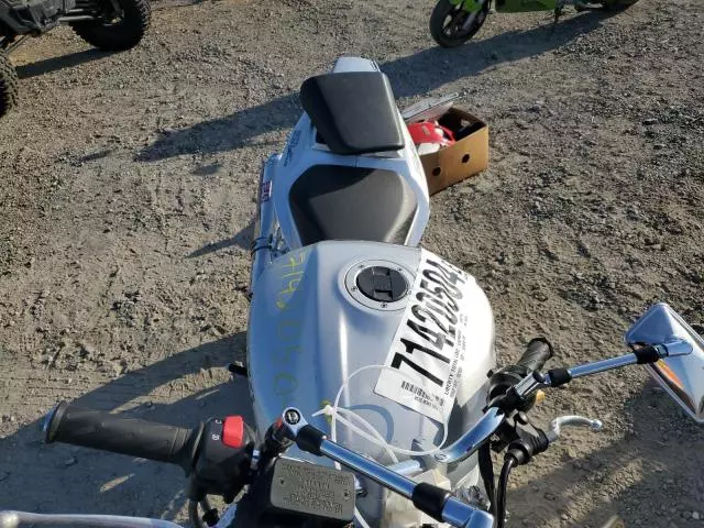 2003 Suzuki SV650