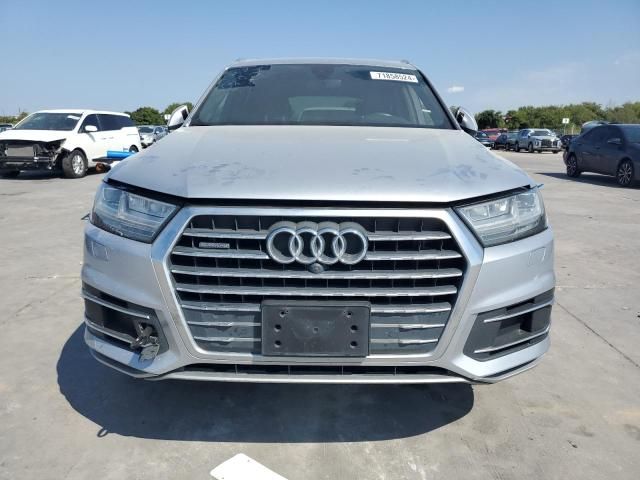 2018 Audi Q7 Premium Plus