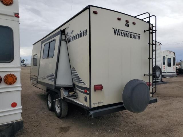 2019 Winnebago Camper