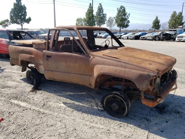 1985 Toyota Pickup RN60 SR5