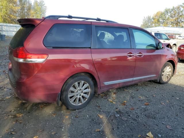 2012 Toyota Sienna XLE