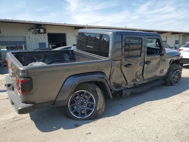 2022 Jeep Gladiator Overland