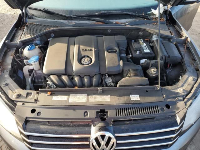 2012 Volkswagen Passat SE