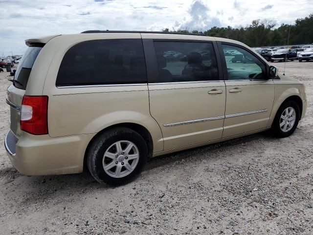 2011 Chrysler Town & Country Touring