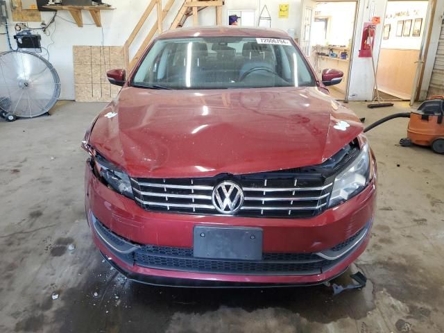 2015 Volkswagen Passat SE