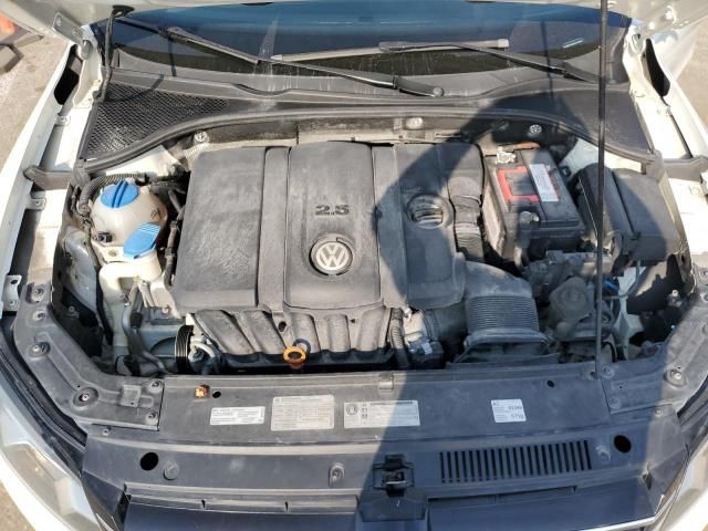 2012 Volkswagen Passat SE