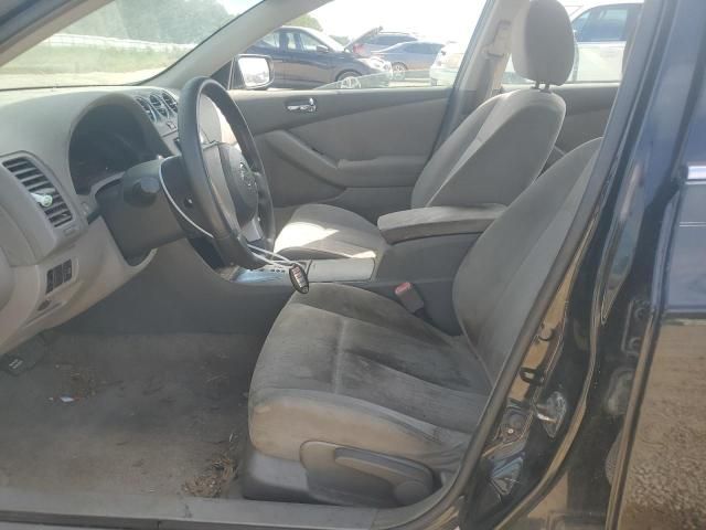 2010 Nissan Altima Base