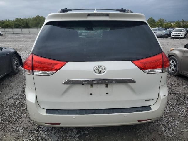 2012 Toyota Sienna XLE