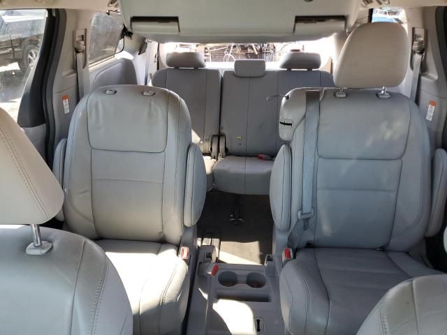 2018 Toyota Sienna XLE