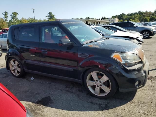 2010 KIA Soul +