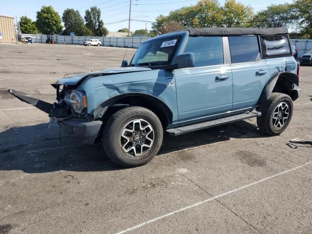 2022 Ford Bronco Base