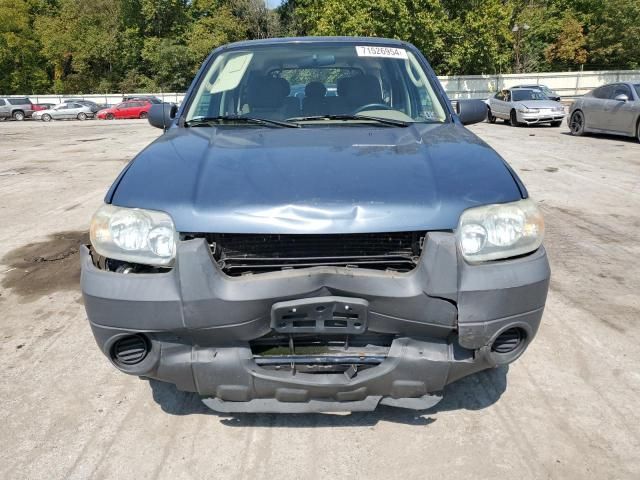 2005 Ford Escape XLS