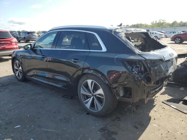 2024 Audi Q8 E-TRON Premium Plus