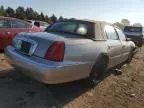 2000 Lincoln Town Car Signature