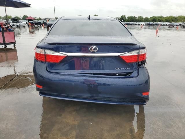 2015 Lexus ES 300H