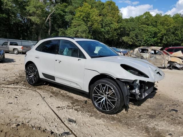 2023 Porsche Macan Base