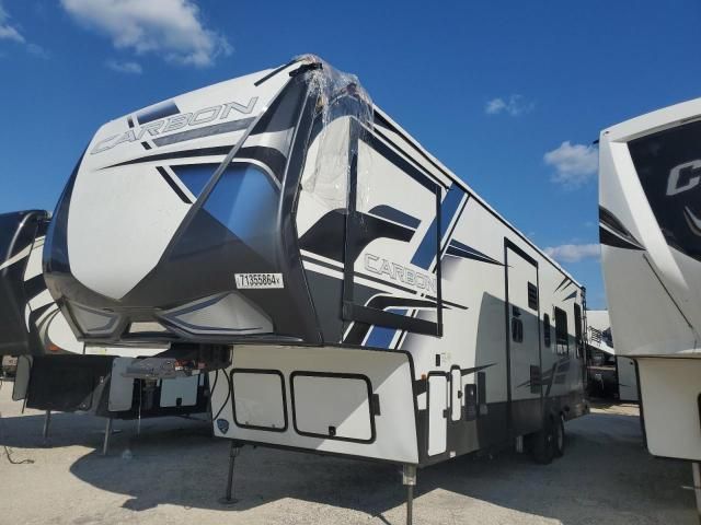 2022 5th Wheel Trailer