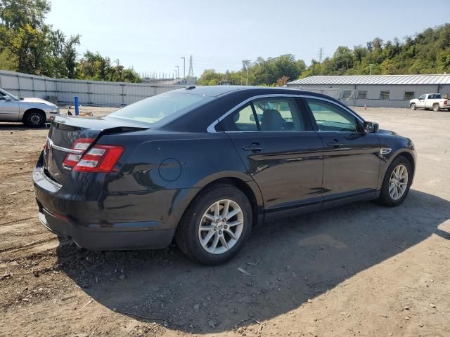 2014 Ford Taurus SE