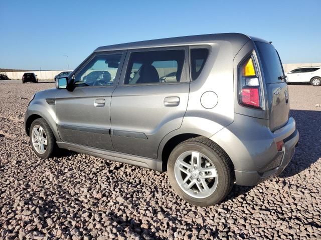 2010 KIA Soul +