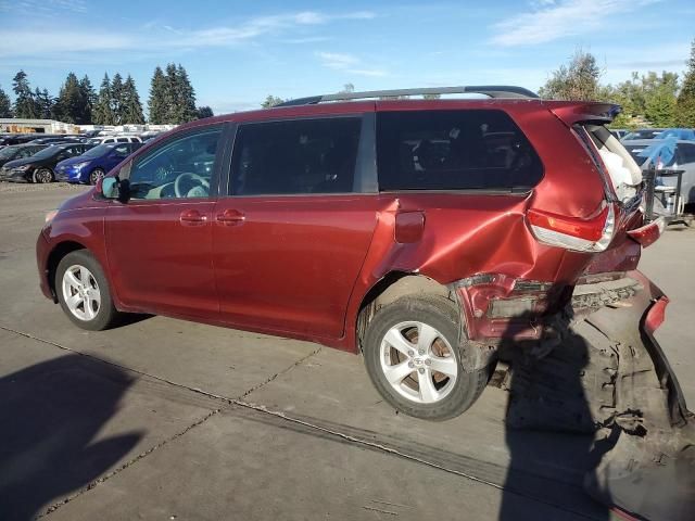 2012 Toyota Sienna LE